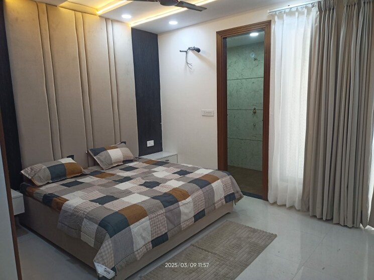 Bedroom, mansa ram park 4 Bedroom 1200 Sq.Ft. Builder Floor In Mansa Ram Park Delhi 8342797