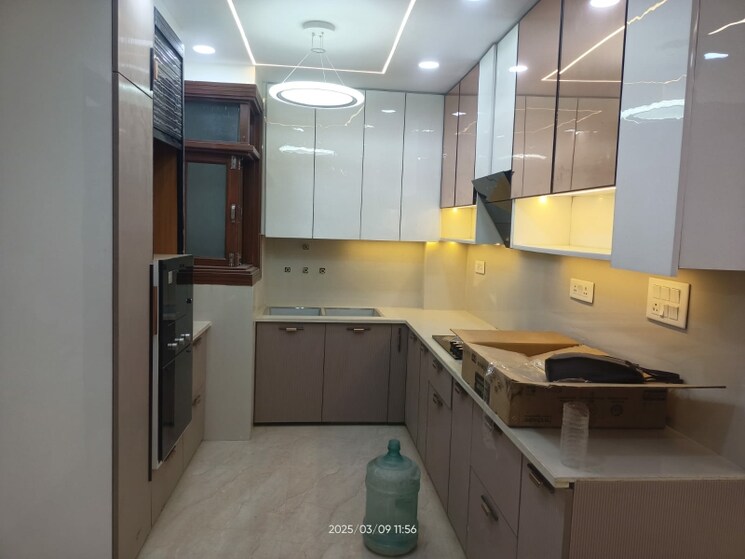 Kitchen, mansa ram park 4 Bedroom 1200 Sq.Ft. Builder Floor In Mansa Ram Park Delhi 8342797