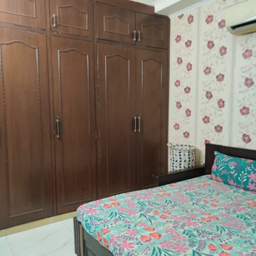 Bedroom in 2 BHK Builder Floor at Lajpat Nagar ii – for Rent