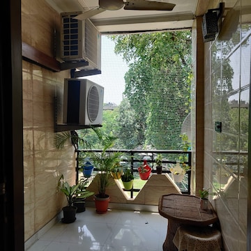 Balcony in 2 BHK Builder Floor at Lajpat Nagar ii – for Rent