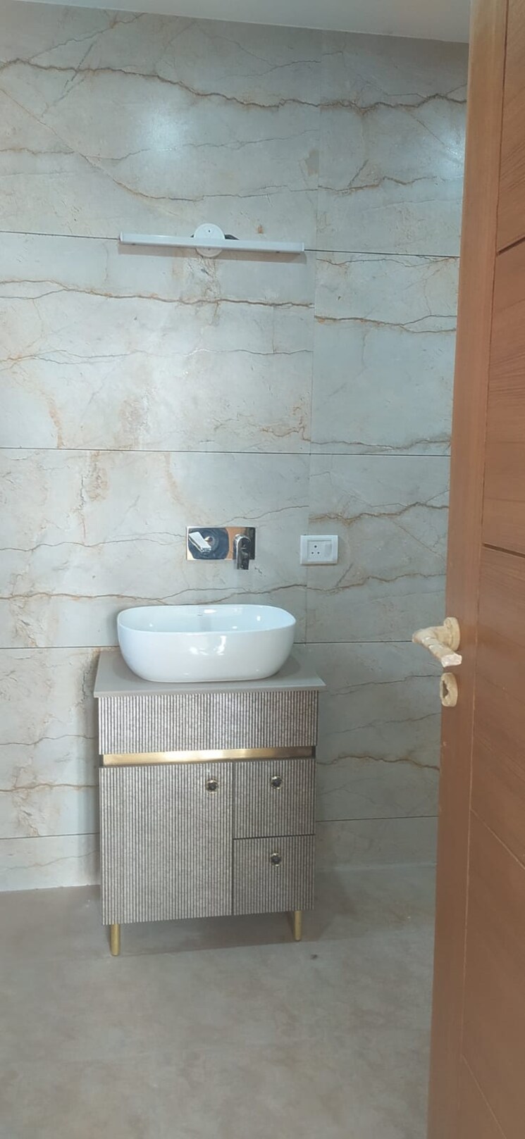 Bathroom, parklands 3 Bedroom 250 Sq.Yd. Builder Floor In Sector 85 Faridabad 8342812