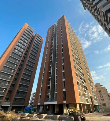 3 BHK Apartment – Exterior View View at Naranpura - for Rent