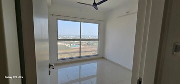Room in 2 BHK Apartment at Godrej Boulevard, Manjari – for Rent