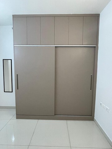 Room in 3 BHK Apartment at Prestige Tranquil, Kokapet – for Rent