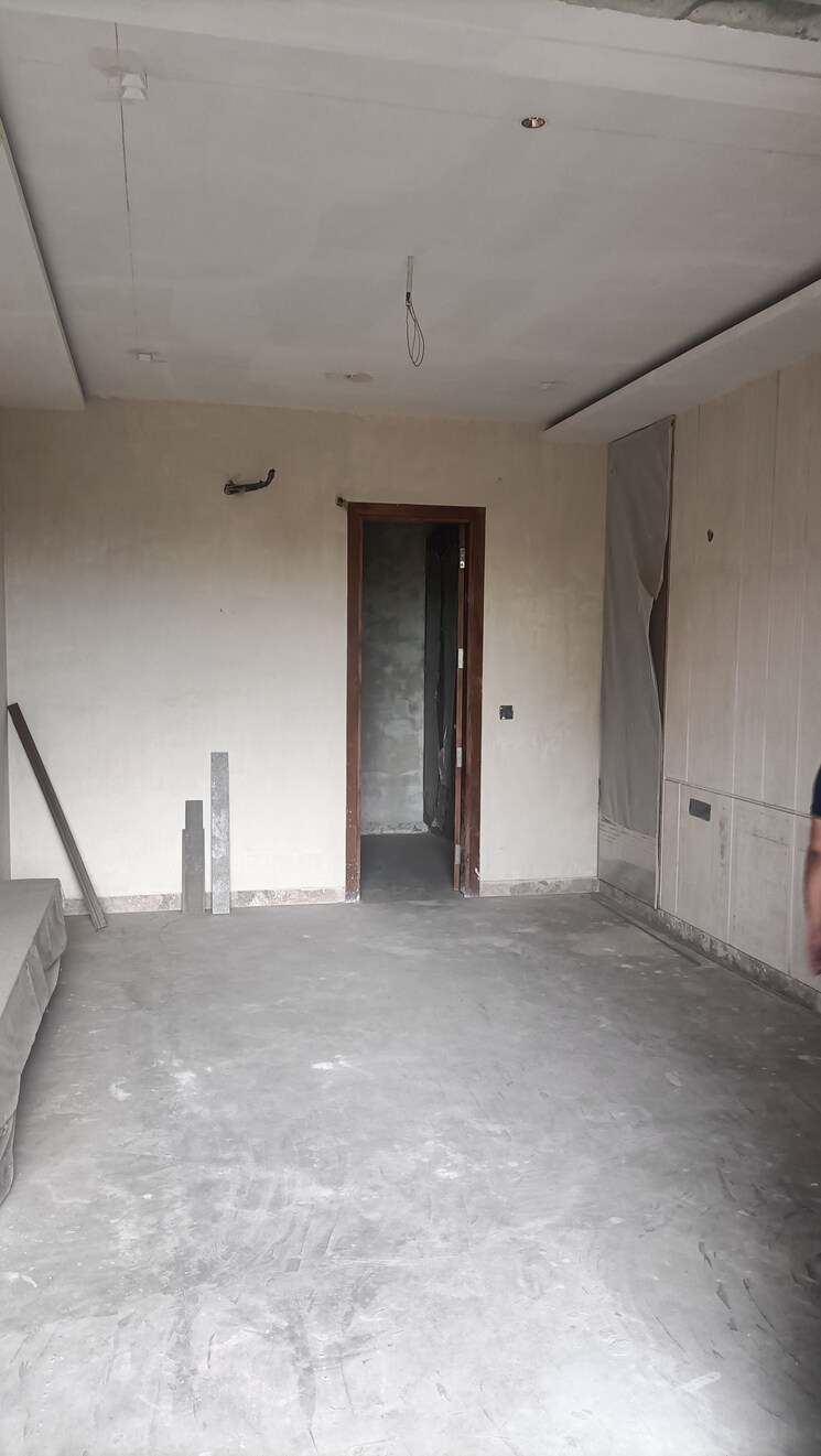 Room, guru harkishan nagar 3.5 Bedroom 2100 Sq.Ft. Builder Floor In Guru Harkishan Nagar Delhi 8343241