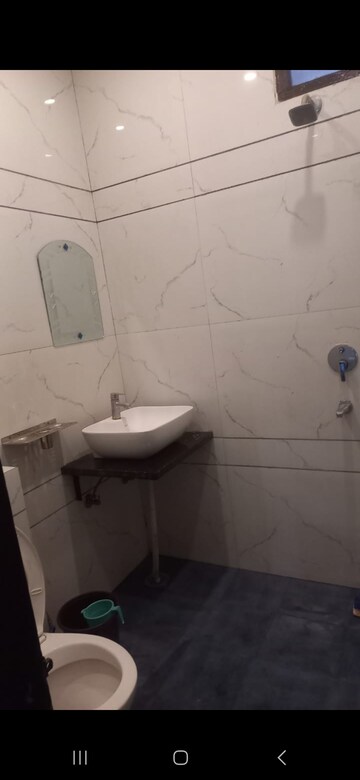 Bathroom in 3 BHK Builder Floor at Sunshine Enclave, Vip Road – for Rent