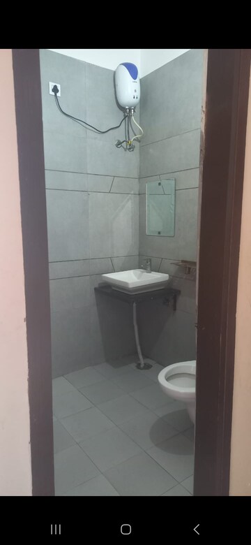Bathroom in 3 BHK Builder Floor at Sunshine Enclave, Vip Road – for Rent