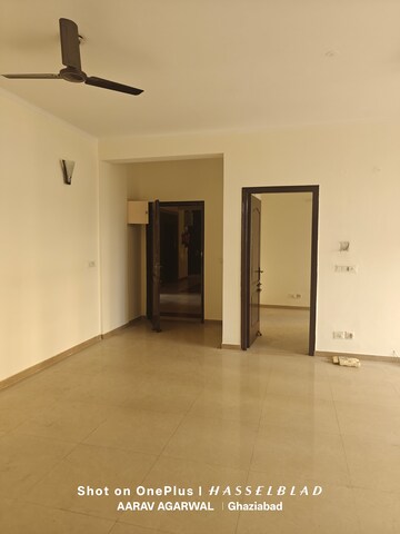 2 BHK Apartment For Rent in Amrapali Green Vaibhav Khand Ghaziabad  8343298