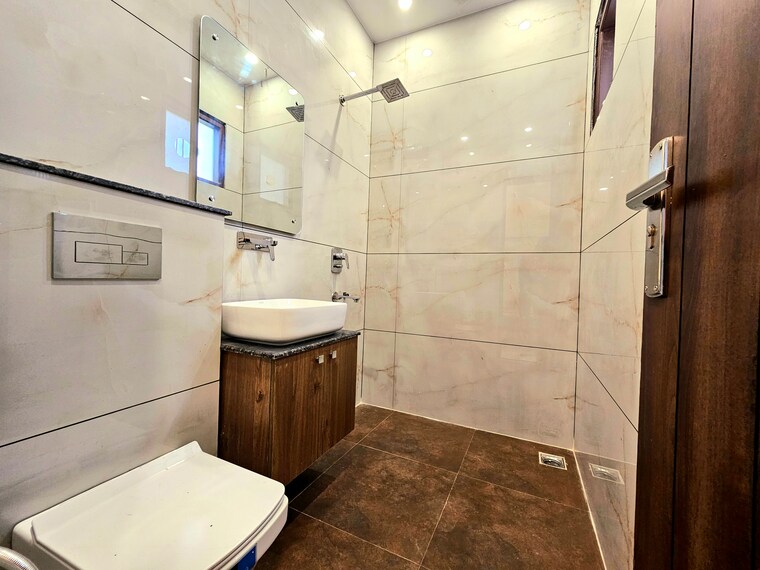 Bathroom, peer mucchalla 4 Bedroom 125 Sq.Yd. Independent House In Peer Mucchalla Zirakpur 8343350