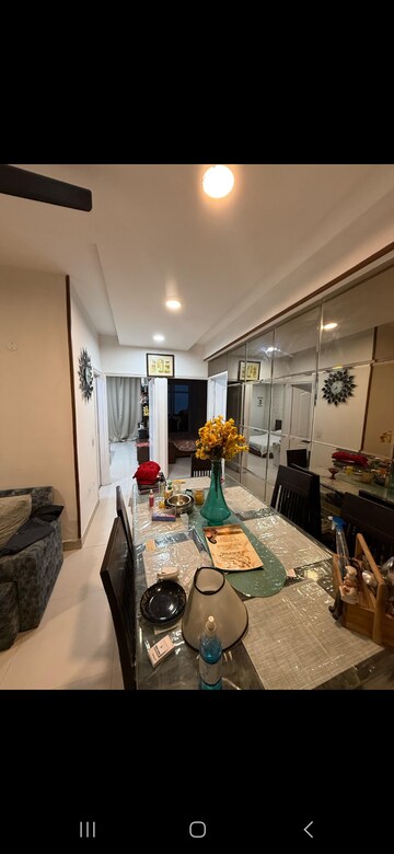 Master Bedroom in 4 BHK Apartment at Vip Road – for Rent
