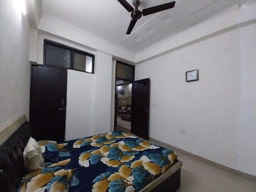 Bedroom in 3 BHK Builder Floor at Gyan Khand – for Rent