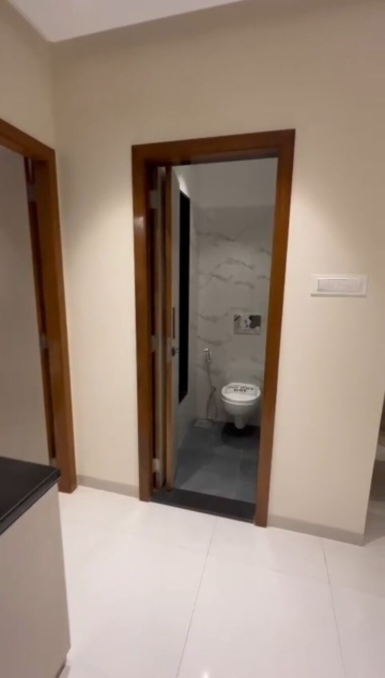 Room, shreeji-plaza 1 Bedroom 350 Sq.Ft. Apartment In Malad West Mumbai 8343473