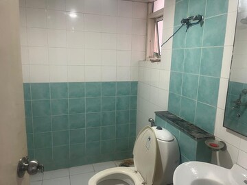 Attached Bathroom in 3 BHK Apartment at Sector 8 – for Rent