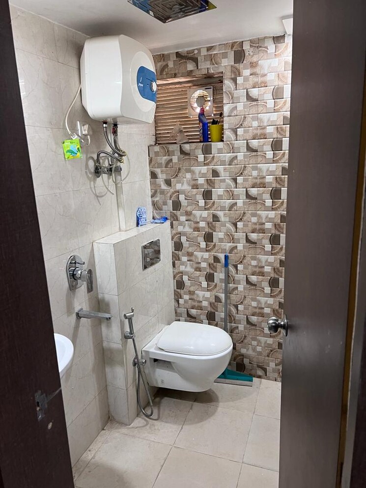 Bathroom, conscient-hines-elevate 3 Bedroom 2295 Sq.Ft. Apartment In Sector 59 Gurgaon 8343612
