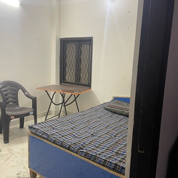 Bedroom in 2 BHK Builder Floor at Vaishali Sector 5 – for Sale