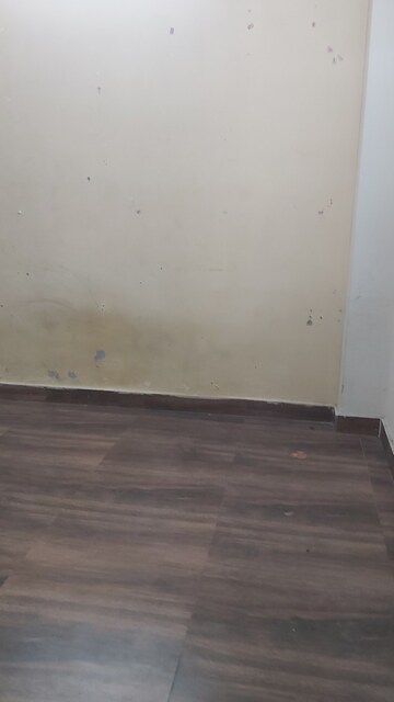 Furnished Amenities in 1 RK Builder Floor at Mayur Vihar – for Rent