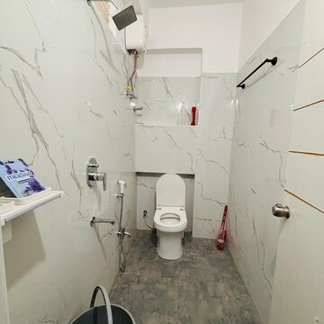 Attached Bathroom in 1 BHK Apartment at Kondapur – for Rent