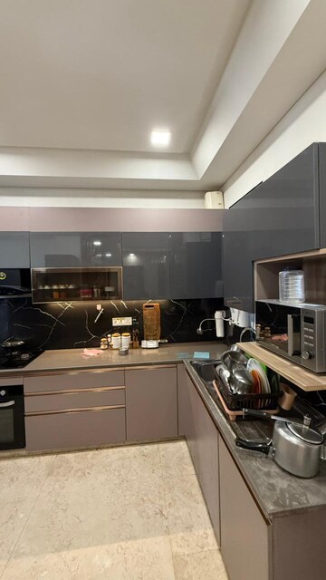 Kitchen in 4 BHK Builder Floor at Sector 43 – for Sale