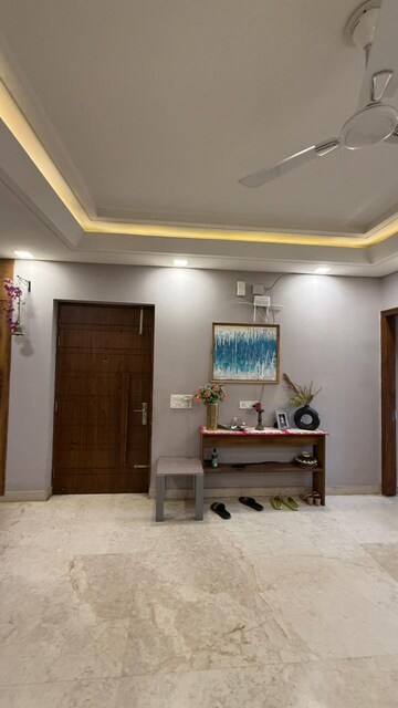 Living Room in 4 BHK Builder Floor at Sector 43 – for Sale