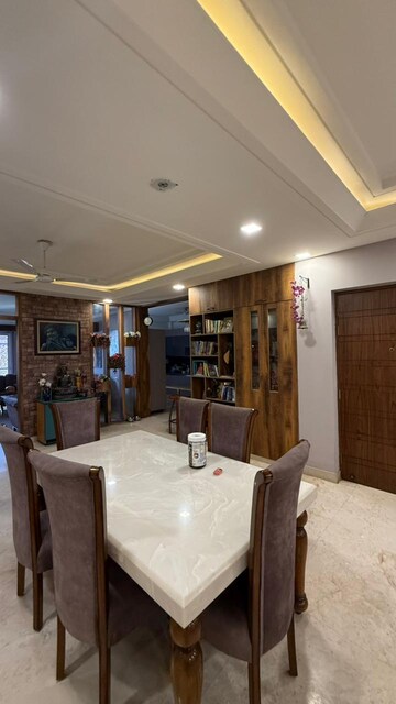 Living Room in 4 BHK Builder Floor at Sector 43 – for Sale