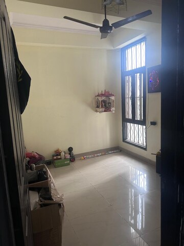Room in 3 BHK Apartment at Himalaya Tower, Ahinsa Khand 1 – for Sale