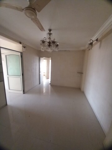 2.5 BHK Apartment For Rent in Lokhandwala Vinay Tower, Kandivali East