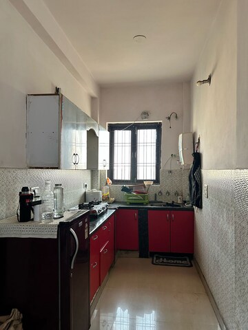 Kitchen in 3 BHK Builder Floor at Sector 41 – for Rent