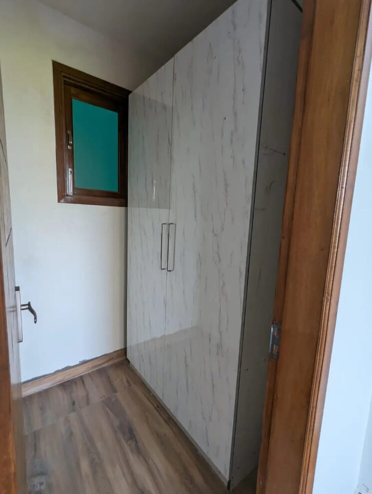 Room, sector 43 3 Bedroom 2000 Sq.Ft. Builder Floor In Sector 43 Faridabad 8344611