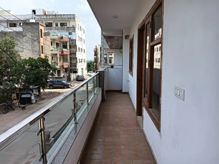 Balcony, sector 43 3 Bedroom 2000 Sq.Ft. Builder Floor In Sector 43 Faridabad 8344611