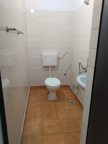 Bathroom in 3 BHK Apartment at Gomti Nagar – for Rent