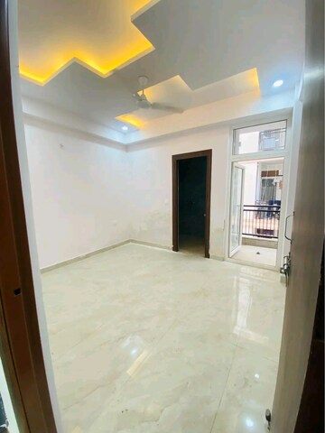 Room in 1 BHK Apartment at Saket – for Rent