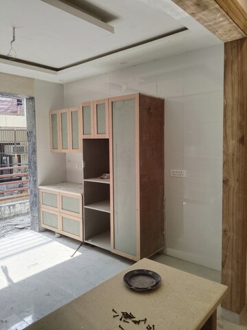 Kitchen in 4 BHK Builder Floor at Sector 43 – for Sale