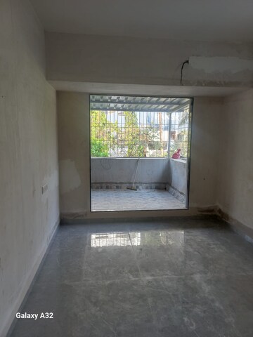 Room in 3 BHK Apartment at Seawoods – for Sale