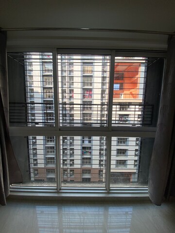 Room in 1 BHK Apartment at Lodha Jasmine A, B C G H and I, Dombivli East – for Rent