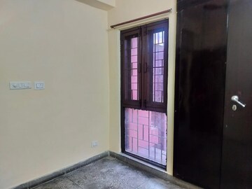  1 BHK Apartment at Molarband – for Rent