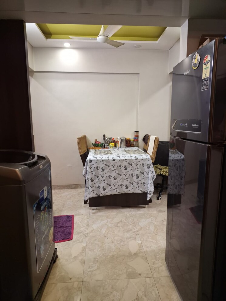 Bedroom, thane west 1 Bedroom 600 Sq.Ft. Apartment In Thane West Thane 8345551