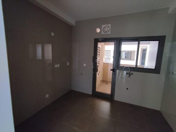 Room in 3 BHK Apartment at Sobha Palm Courts, Kogilu – for Rent