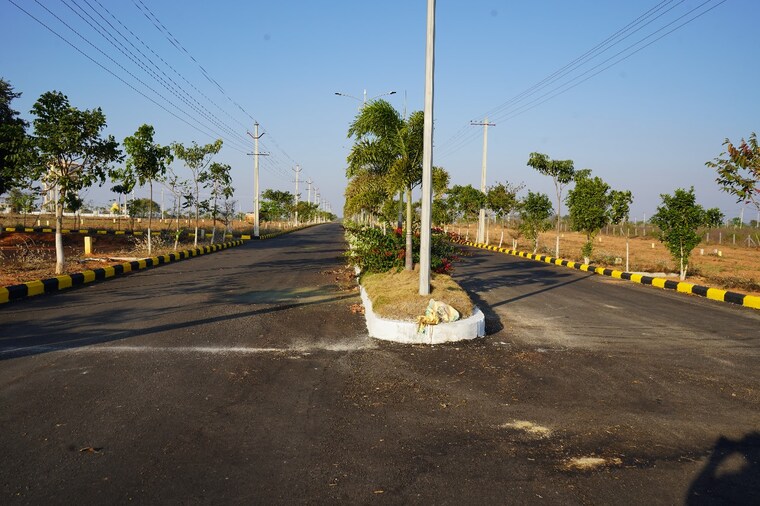 Garden, sri-tirumala-mercury-township  200 Sq.Yd. Plot In Mirkhanpet Hyderabad 8345302