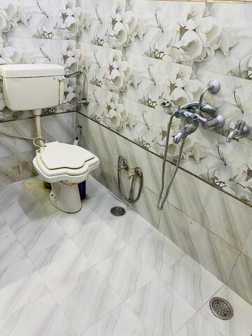 Bathroom in 3.5 BHK Apartment at Sai Gardens Sarjapur Road, Sarjapur Road – for Sale