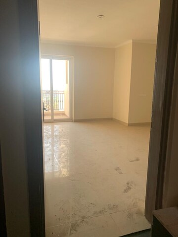 Room in 3 BHK Apartment at Affinity Greens, International Airport Road – for Sale
