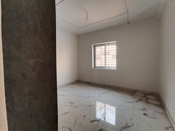 Room in 3 BHK Apartment at Madhapur – for Rent