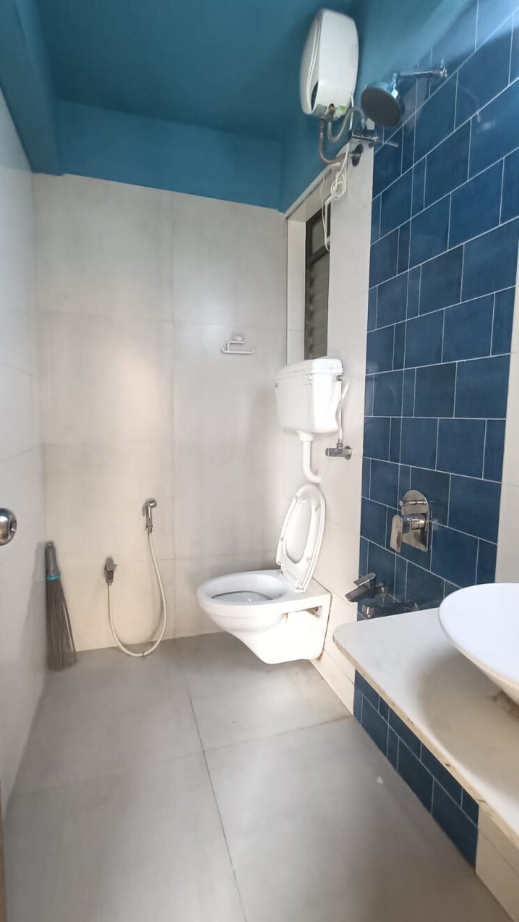 Bathroom, pnk-onyx 1 Bedroom 715 Sq.Ft. Apartment In Mira Road Thane 8345733