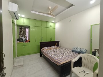 Bedroom in 2 BHK Apartment at Kondapur – for Rent