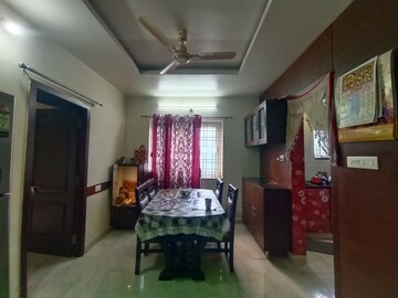 Living Room in 2 BHK Apartment at Kondapur – for Rent