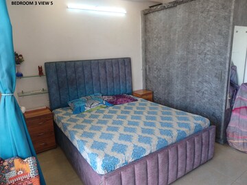 Bedroom in 4 BHK Builder Floor at Sector 57 – for Rent