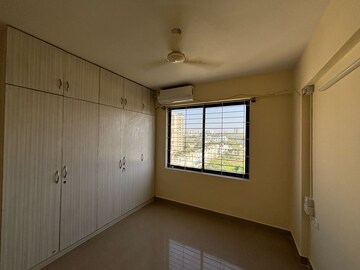 Room in 3 BHK Apartment at Provident Harmony, Thanisandra Main Road – for Sale