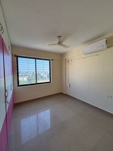 Room in 3 BHK Apartment at Provident Harmony, Thanisandra Main Road – for Sale