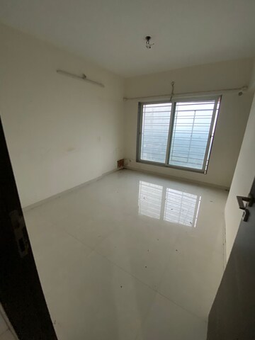 2.5 BHK Apartment For Rent in Bharat Arize, Goregaon West