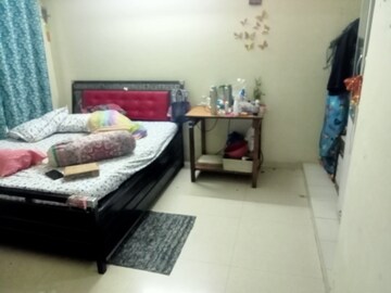 Bedroom in 2 BHK Apartment at DB Orchid Ozone, Dahisar East – for Rent