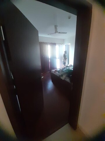 Room in 3 BHK Apartment at Karle Zenith Residence, Nagavara – for Rent